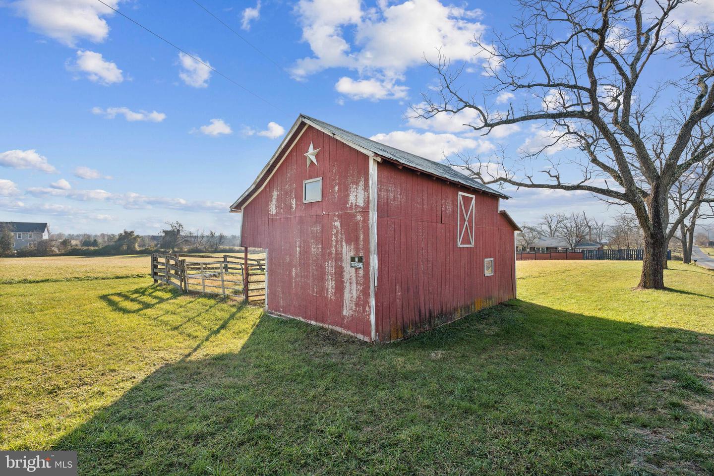 42483 SPINKS FERRY RD, LEESBURG, Virginia 20176, 4 Bedrooms Bedrooms, ,1 BathroomBathrooms,Residential,For sale,42483 SPINKS FERRY RD,VALO2082242 MLS # VALO2082242