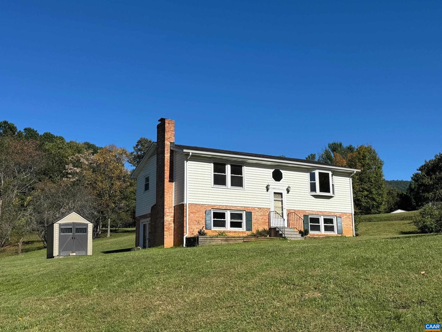 248 NEWTOWN RD, GREENWOOD, Virginia 22943, 3 Bedrooms Bedrooms, ,2 BathroomsBathrooms,Residential,For sale,248 NEWTOWN RD,658319 MLS # 658319