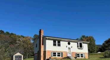 248 NEWTOWN RD, GREENWOOD, Virginia 22943, 3 Bedrooms Bedrooms, ,2 BathroomsBathrooms,Residential,For sale,248 NEWTOWN RD,658319 MLS # 658319