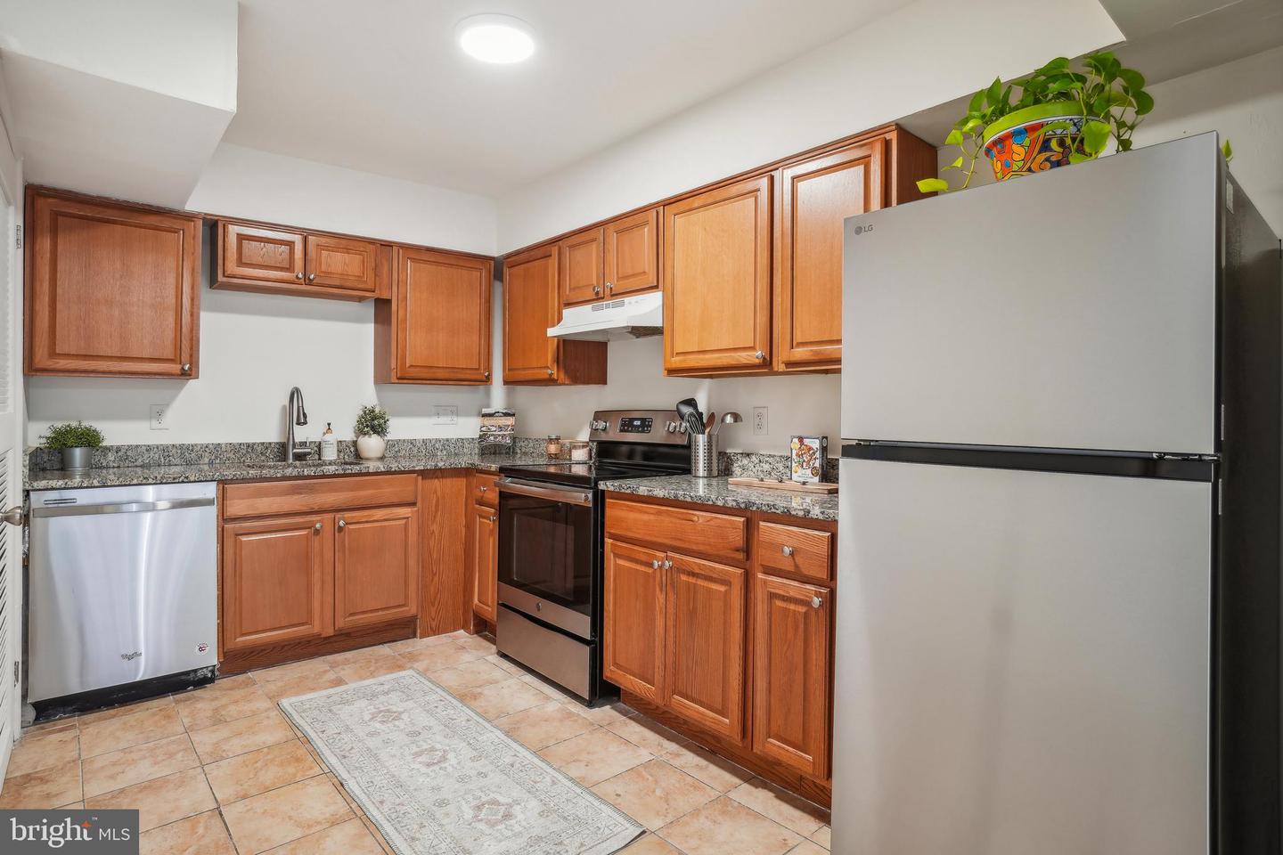 3876 MANZANITA PL #B, ALEXANDRIA, Virginia 22309, 3 Bedrooms Bedrooms, ,2 BathroomsBathrooms,Residential,For sale,3876 MANZANITA PL #B,VAFX2210528 MLS # VAFX2210528