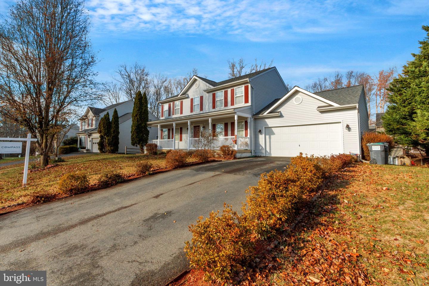 10 RIDGE HOLLOW DR, FREDERICKSBURG, Virginia 22405, 5 Bedrooms Bedrooms, ,3 BathroomsBathrooms,Residential,For sale,10 RIDGE HOLLOW DR,VAST2034644 MLS # VAST2034644