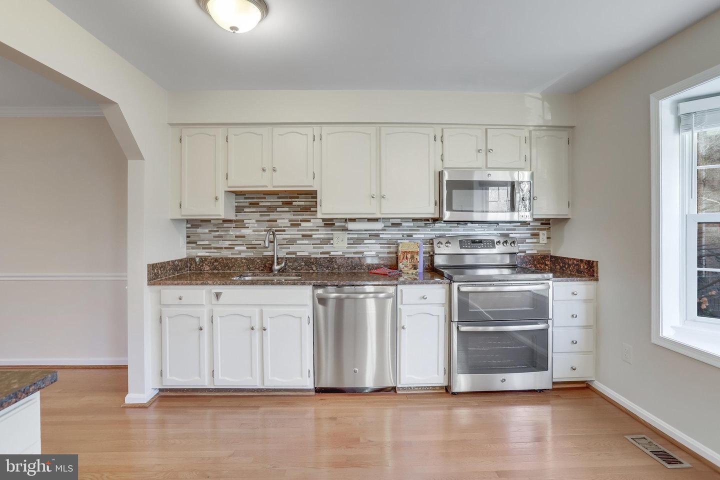 4747 IRVIN SQ, ALEXANDRIA, Virginia 22312, 3 Bedrooms Bedrooms, ,2 BathroomsBathrooms,Residential,For sale,4747 IRVIN SQ,VAFX2213810 MLS # VAFX2213810