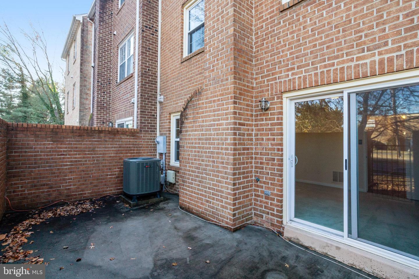 4747 IRVIN SQ, ALEXANDRIA, Virginia 22312, 3 Bedrooms Bedrooms, ,2 BathroomsBathrooms,Residential,For sale,4747 IRVIN SQ,VAFX2213810 MLS # VAFX2213810