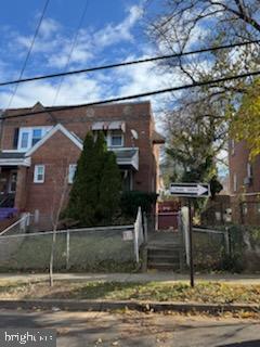 1960 FENDALL ST SE, WASHINGTON, District Of Columbia 20020, 3 Bedrooms Bedrooms, 5 Rooms Rooms,1 BathroomBathrooms,Residential,For sale,1960 FENDALL ST SE,DCDC2171280 MLS # DCDC2171280