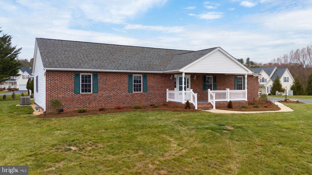 70 VICTORIA DR, FISHERSVILLE, Virginia 22939, 3 Bedrooms Bedrooms, ,2 BathroomsBathrooms,Residential,For sale,70 VICTORIA DR,VAAG2000436 MLS # VAAG2000436