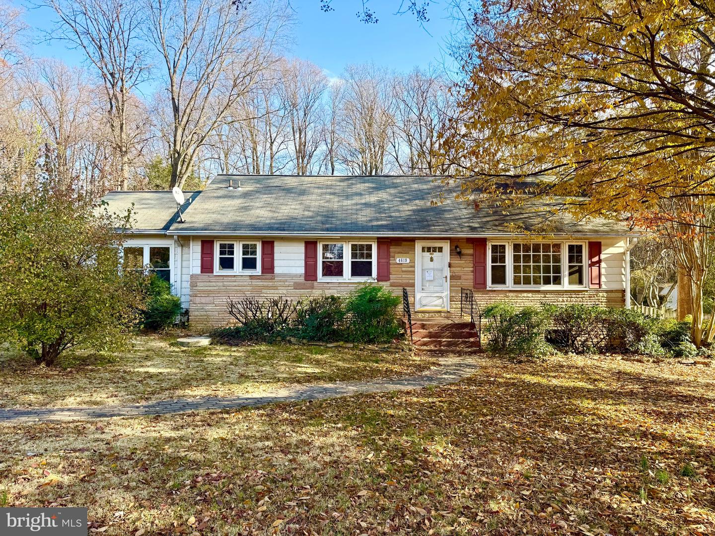 4619 VILLAGE DR, FAIRFAX, Virginia 22030, 3 Bedrooms Bedrooms, ,1 BathroomBathrooms,Residential,For sale,4619 VILLAGE DR,VAFX2214022 MLS # VAFX2214022