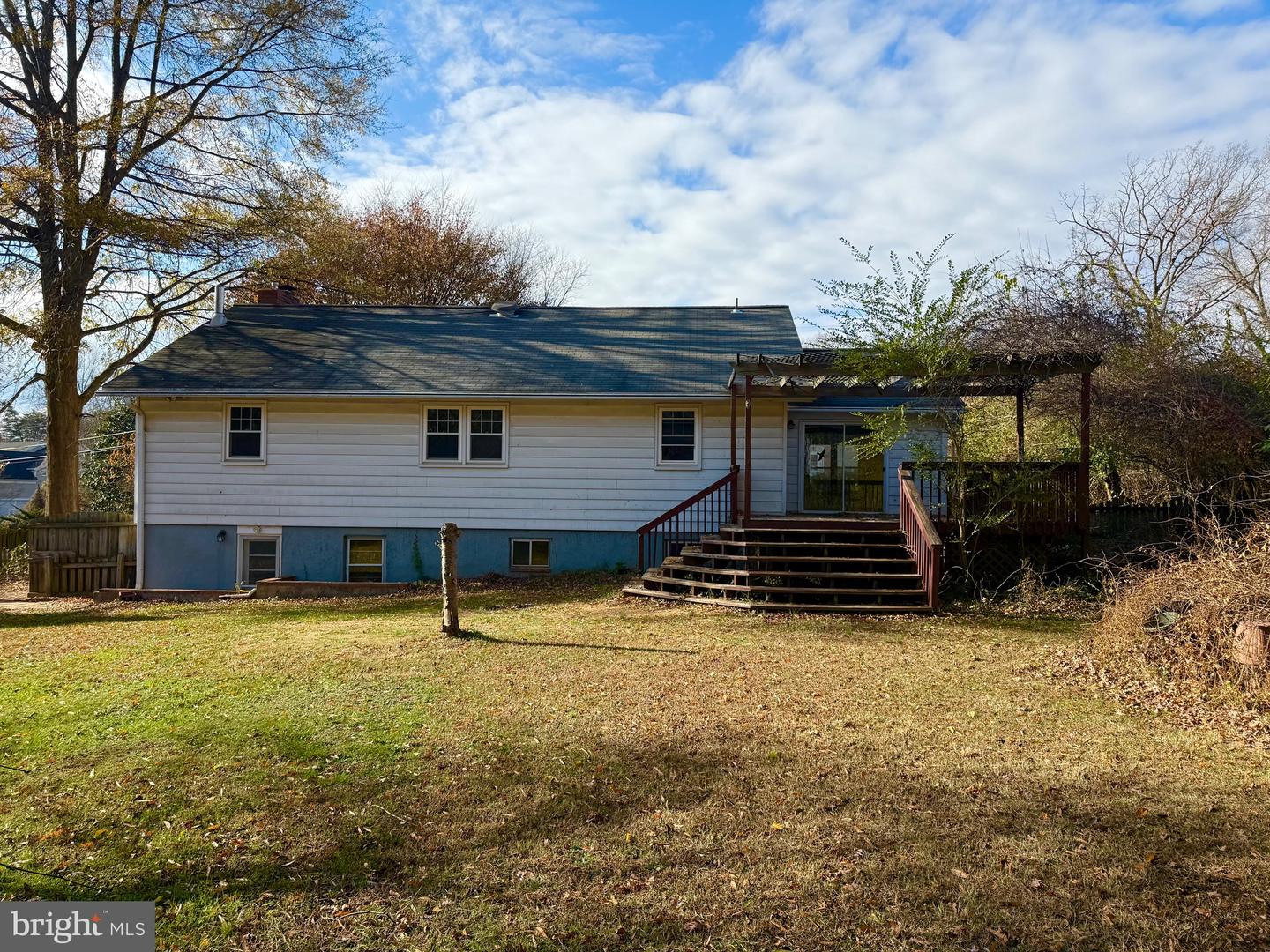 4619 VILLAGE DR, FAIRFAX, Virginia 22030, 3 Bedrooms Bedrooms, ,1 BathroomBathrooms,Residential,For sale,4619 VILLAGE DR,VAFX2214022 MLS # VAFX2214022