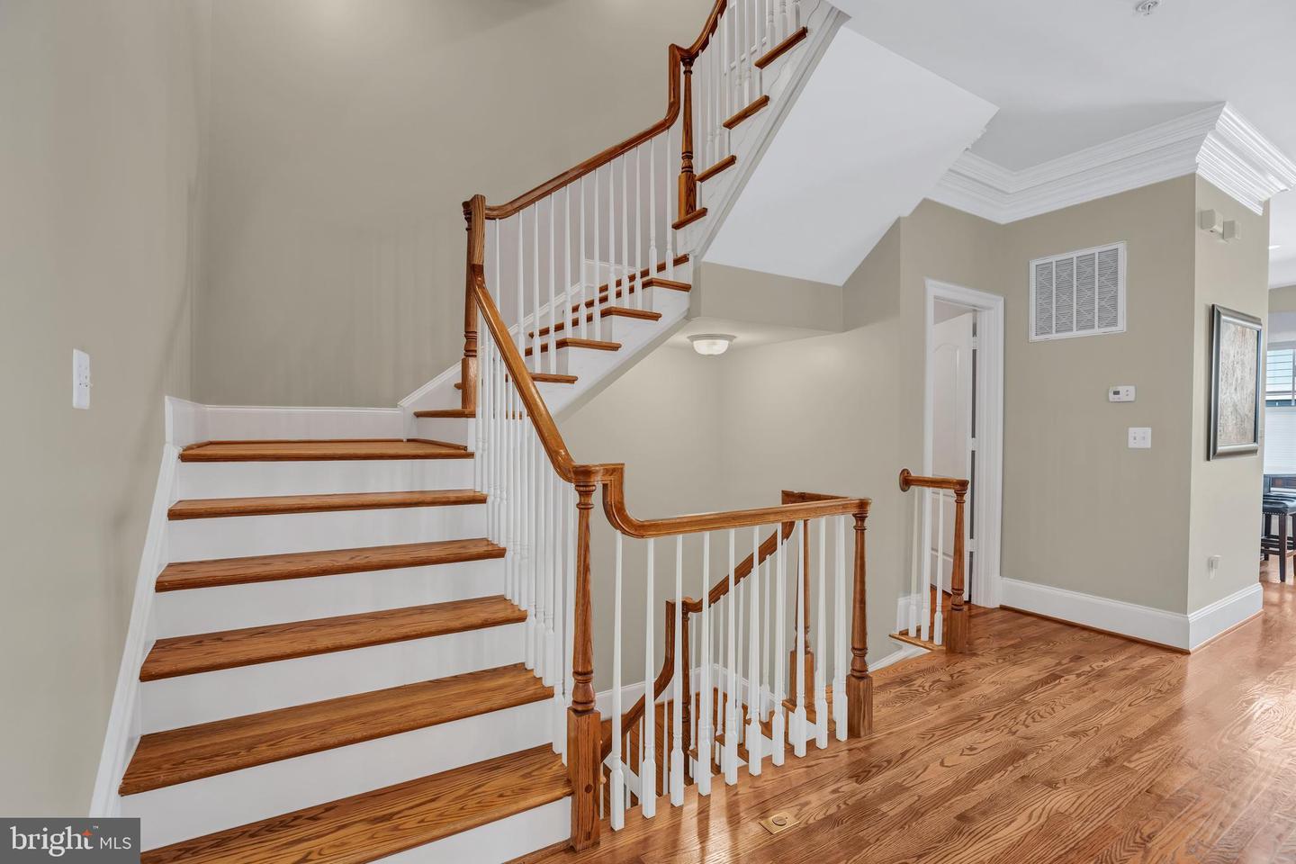 1847 POTOMAC GREENS DR, ALEXANDRIA, Virginia 22314, 4 Bedrooms Bedrooms, ,3 BathroomsBathrooms,Residential,For sale,1847 POTOMAC GREENS DR,VAAX2040070 MLS # VAAX2040070