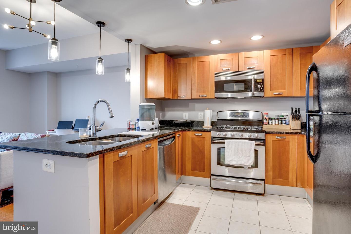 2451 MIDTOWN AVE #1616, ALEXANDRIA, Virginia 22303, 1 Bedroom Bedrooms, ,1 BathroomBathrooms,Residential,For sale,2451 MIDTOWN AVE #1616,VAFX2213818 MLS # VAFX2213818