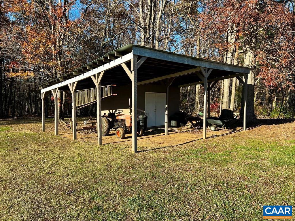 28285 N JAMES MADISON HWY, NEW CANTON, Virginia 23123, 2 Bedrooms Bedrooms, ,1 BathroomBathrooms,Residential,For sale,28285 N JAMES MADISON HWY,659387 MLS # 659387