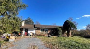 10 IMBODEN RD, MOUNT CRAWFORD, Virginia 22841, 3 Bedrooms Bedrooms, ,1 BathroomBathrooms,Residential,For sale,10 IMBODEN RD,659390 MLS # 659390