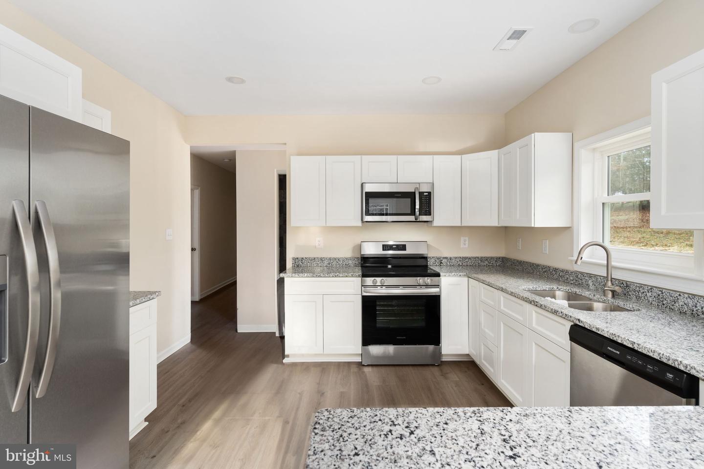 35 GRINNAN LN, FREDERICKSBURG, Virginia 22406, 3 Bedrooms Bedrooms, ,2 BathroomsBathrooms,Residential,For sale,35 GRINNAN LN,VAST2033868 MLS # VAST2033868