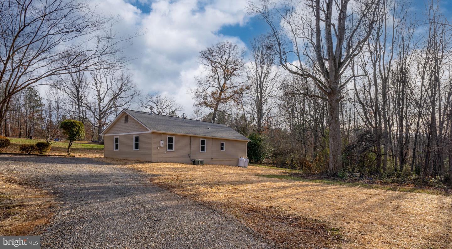35 GRINNAN LN, FREDERICKSBURG, Virginia 22406, 3 Bedrooms Bedrooms, ,2 BathroomsBathrooms,Residential,For sale,35 GRINNAN LN,VAST2033868 MLS # VAST2033868