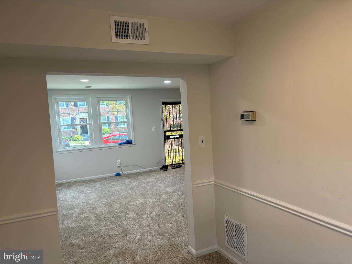 3820 V ST SE #202, WASHINGTON, District Of Columbia 20020, 2 Bedrooms Bedrooms, ,1 BathroomBathrooms,Residential,For sale,3820 V ST SE #202,DCDC2138982 MLS # DCDC2138982