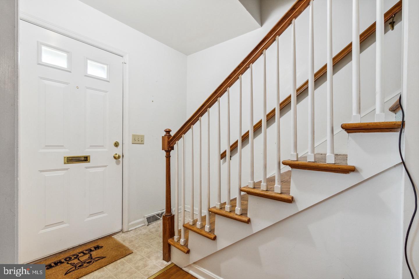 425 RIDGEMORE ST, FREDERICKSBURG, Virginia 22405, 3 Bedrooms Bedrooms, ,1 BathroomBathrooms,Residential,For sale,425 RIDGEMORE ST,VAST2034812 MLS # VAST2034812