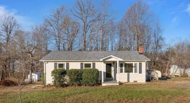 164 HOLMES RUN RD, STANARDSVILLE, Virginia 22973, 3 Bedrooms Bedrooms, ,1 BathroomBathrooms,Residential,For sale,164 HOLMES RUN RD,659452 MLS # 659452