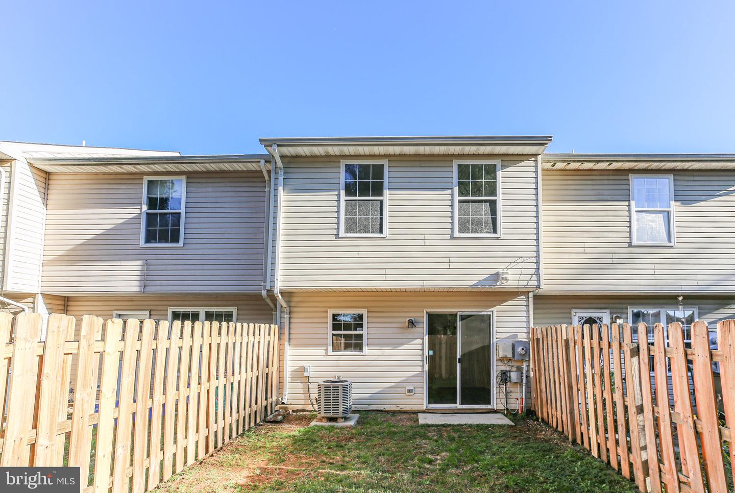 10504 LIMBURG CT, FREDERICKSBURG, Virginia 22408, 2 Bedrooms Bedrooms, ,2 BathroomsBathrooms,Residential,For sale,10504 LIMBURG CT,VASP2028752 MLS # VASP2028752