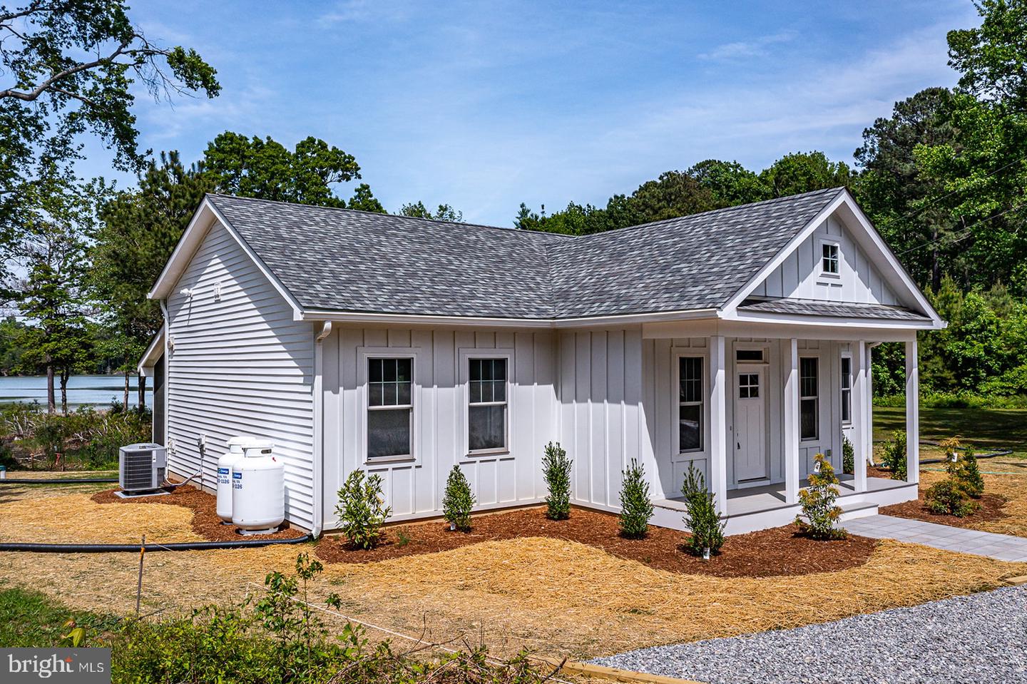 521 TAYLOR'S BEACH ROAD, REEDVILLE, Virginia 22539, 3 Bedrooms Bedrooms, ,2 BathroomsBathrooms,Residential,For sale,521 TAYLOR'S BEACH ROAD,VANV2001360 MLS # VANV2001360