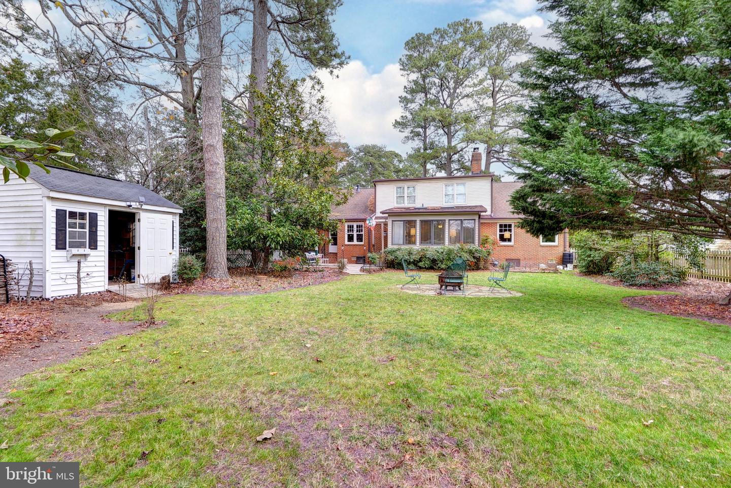 710 COLLEGE TER, WILLIAMSBURG, Virginia 23185, 3 Bedrooms Bedrooms, 8 Rooms Rooms,2 BathroomsBathrooms,Residential,For sale,710 COLLEGE TER,VAJC2000372 MLS # VAJC2000372