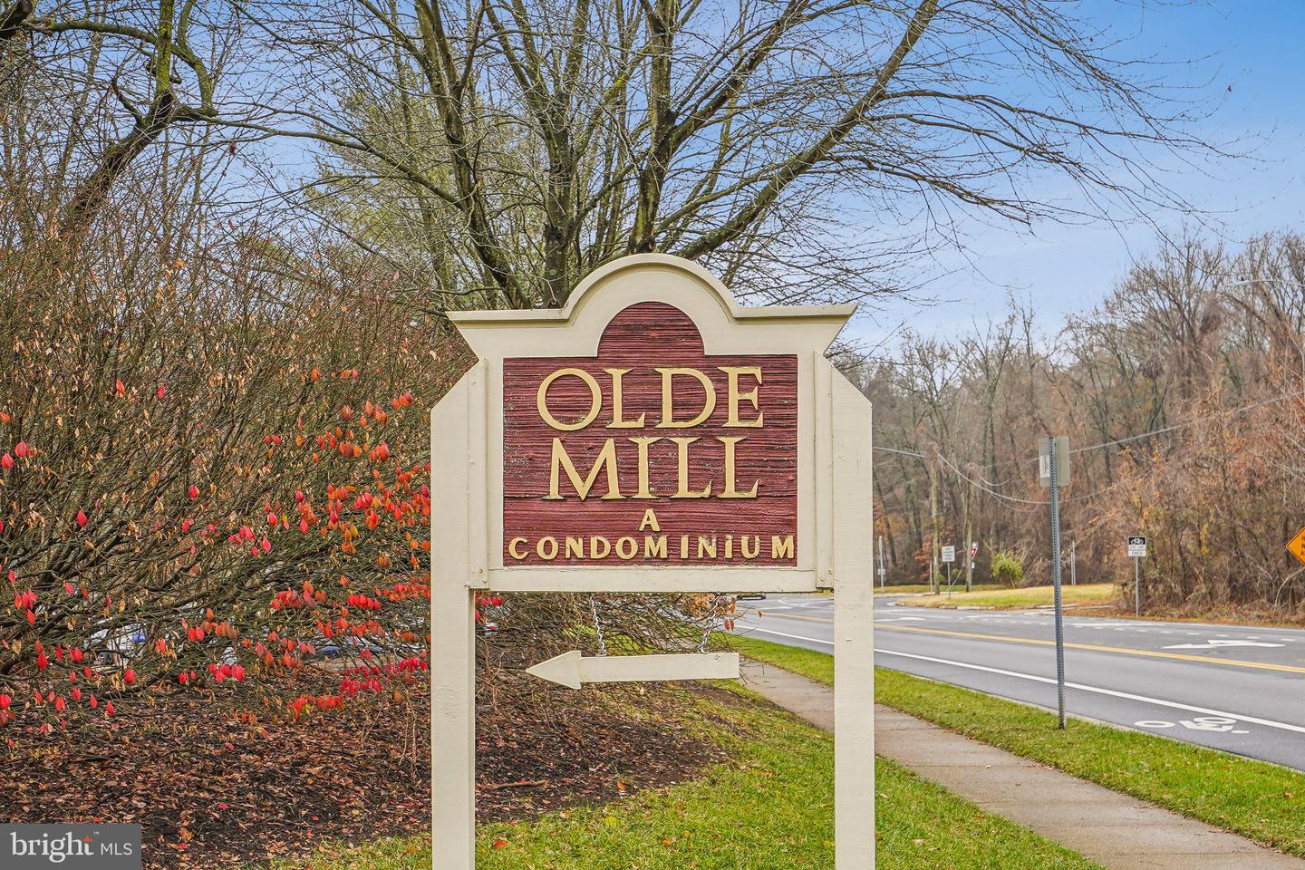 5700 OLDE MILL CT #149, ALEXANDRIA, Virginia 22309, 2 Bedrooms Bedrooms, ,2 BathroomsBathrooms,Residential,For sale,5700 OLDE MILL CT #149,VAFX2213868 MLS # VAFX2213868