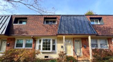 208 S VIRGINIA AVE #76, FALLS CHURCH, Virginia 22046, 2 Bedrooms Bedrooms, ,1 BathroomBathrooms,Residential,For sale,208 S VIRGINIA AVE #76,VAFA2002656 MLS # VAFA2002656