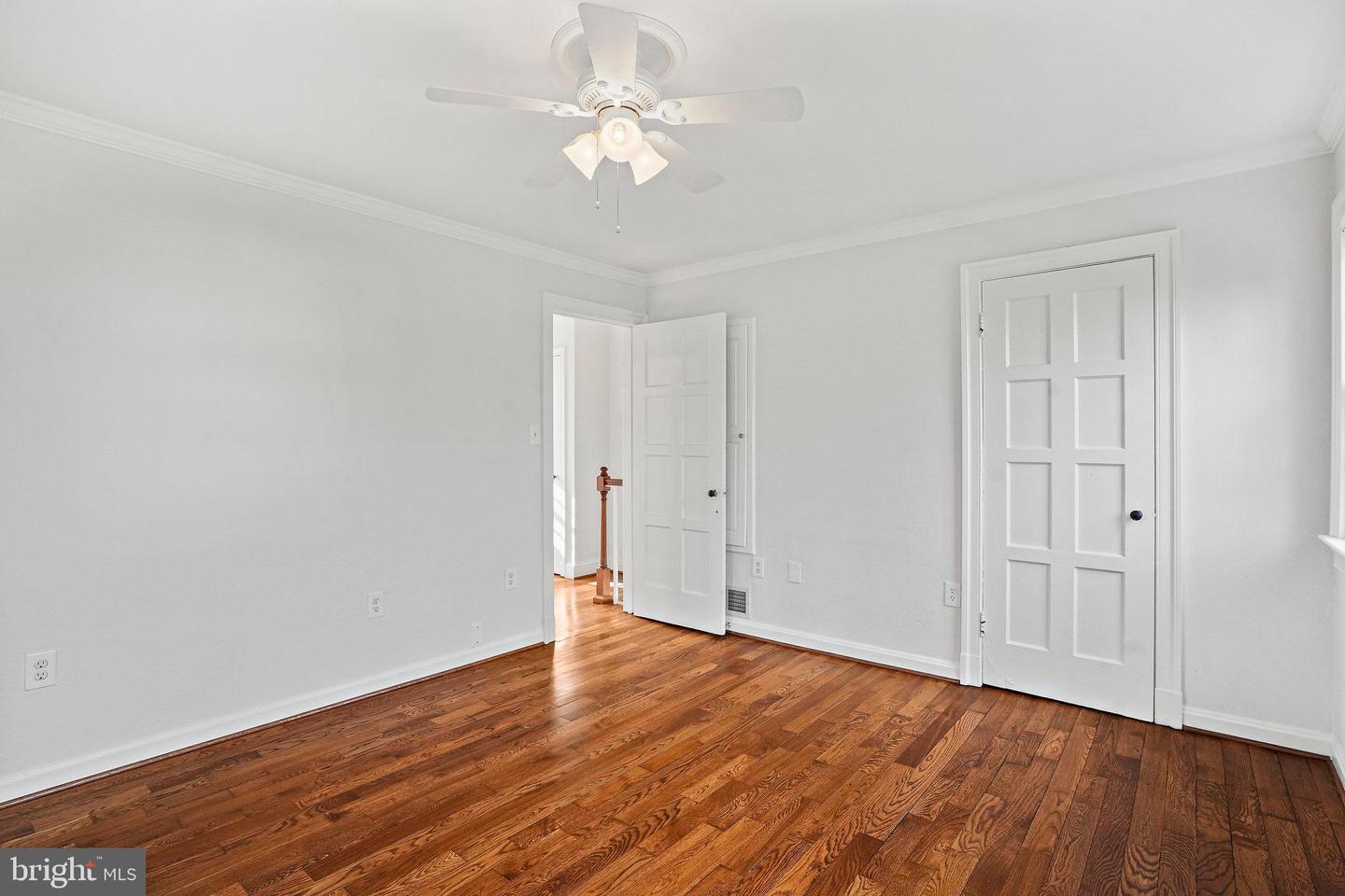 2021 ARLINGTON TER, ALEXANDRIA, Virginia 22303, 2 Bedrooms Bedrooms, ,1 BathroomBathrooms,Residential,For sale,2021 ARLINGTON TER,VAFX2208356 MLS # VAFX2208356