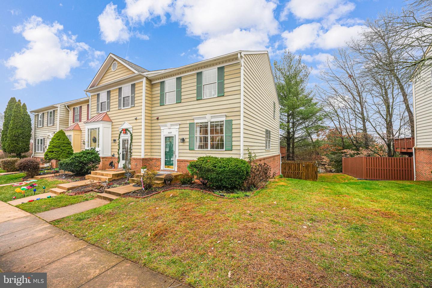 15065 ARDMORE LOOP, WOODBRIDGE, Virginia 22193, 3 Bedrooms Bedrooms, ,2 BathroomsBathrooms,Residential,For sale,15065 ARDMORE LOOP,VAPW2084572 MLS # VAPW2084572