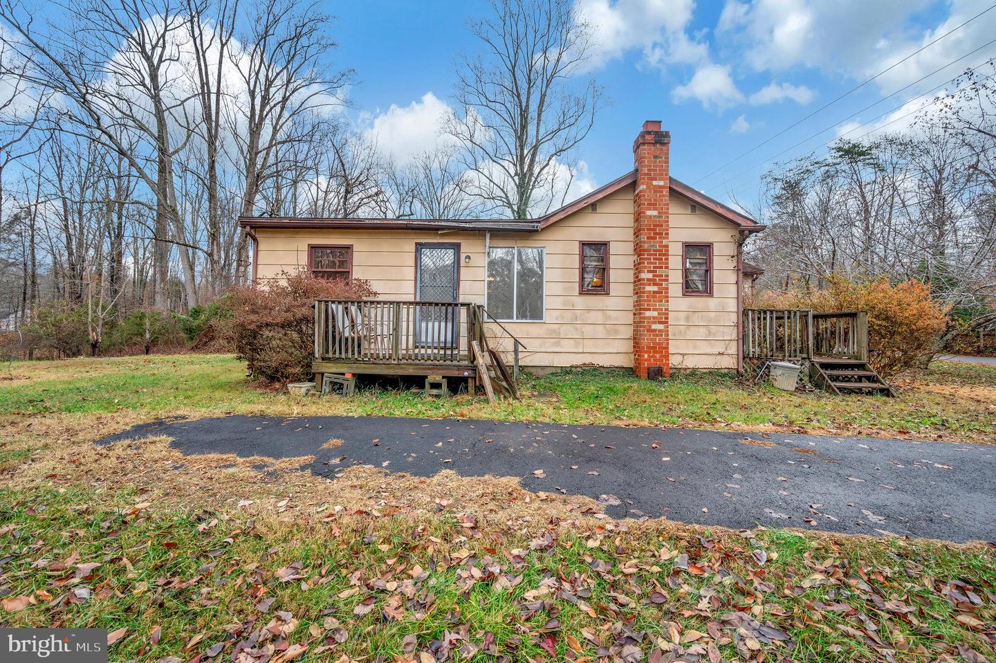 8310 SINCLAIR MILL RD, MANASSAS, Virginia 20112, 3 Bedrooms Bedrooms, ,1 BathroomBathrooms,Residential,For sale,8310 SINCLAIR MILL RD,VAPW2084610 MLS # VAPW2084610