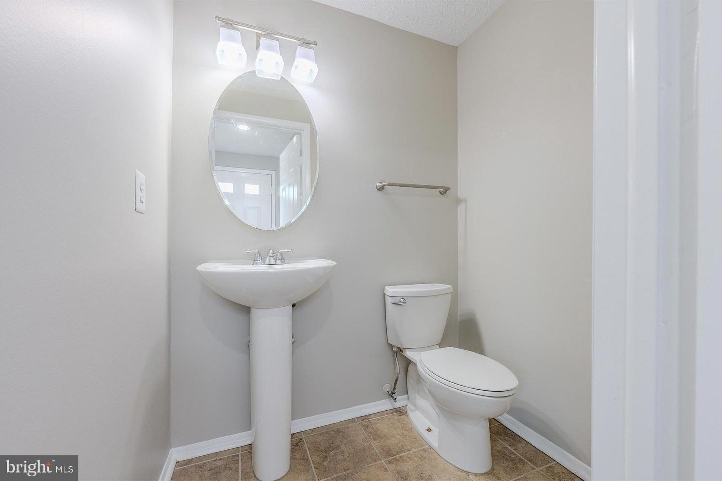 13580 BENTLEY CIR, WOODBRIDGE, Virginia 22192, 3 Bedrooms Bedrooms, ,2 BathroomsBathrooms,Residential,For sale,13580 BENTLEY CIR,VAPW2084790 MLS # VAPW2084790