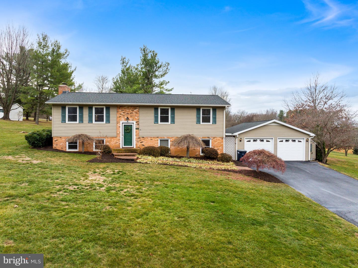 1321 SMITHLAND RD, HARRISONBURG, Virginia 22802, 4 Bedrooms Bedrooms, ,3 BathroomsBathrooms,Residential,For sale,1321 SMITHLAND RD,VAHC2000362 MLS # VAHC2000362