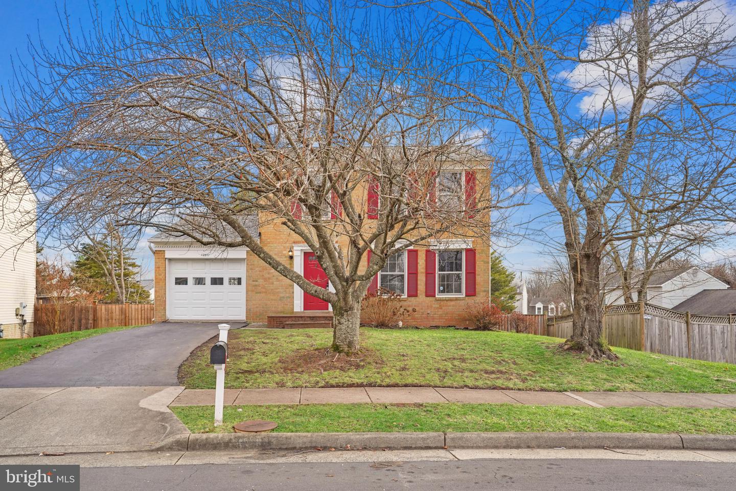 13511 CHEVY CHASE CT, CHANTILLY, Virginia 20151, 5 Bedrooms Bedrooms, ,4 BathroomsBathrooms,Residential,For sale,13511 CHEVY CHASE CT,VAFX2212464 MLS # VAFX2212464