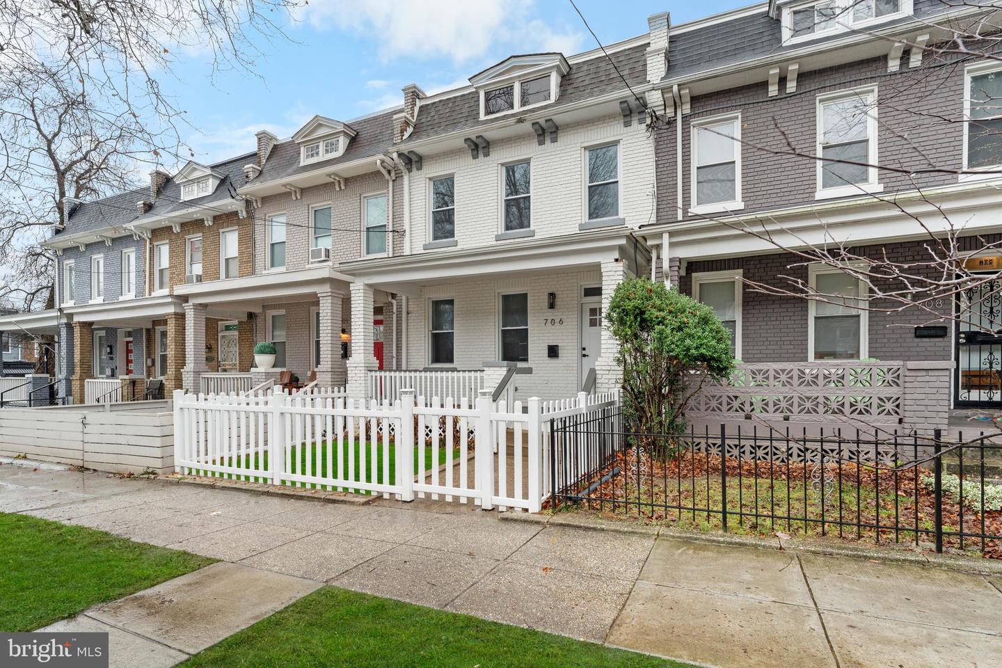 706 LONGFELLOW ST NW, WASHINGTON, District Of Columbia 20011, 4 Bedrooms Bedrooms, ,3 BathroomsBathrooms,Residential,For sale,706 LONGFELLOW ST NW,DCDC2171928 MLS # DCDC2171928