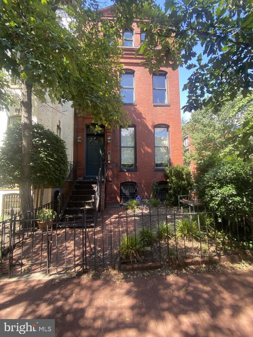 1303 P ST NW #2, WASHINGTON, District Of Columbia 20005, 2 Bedrooms Bedrooms, ,1 BathroomBathrooms,Residential,For sale,1303 P ST NW #2,DCDC2172242 MLS # DCDC2172242