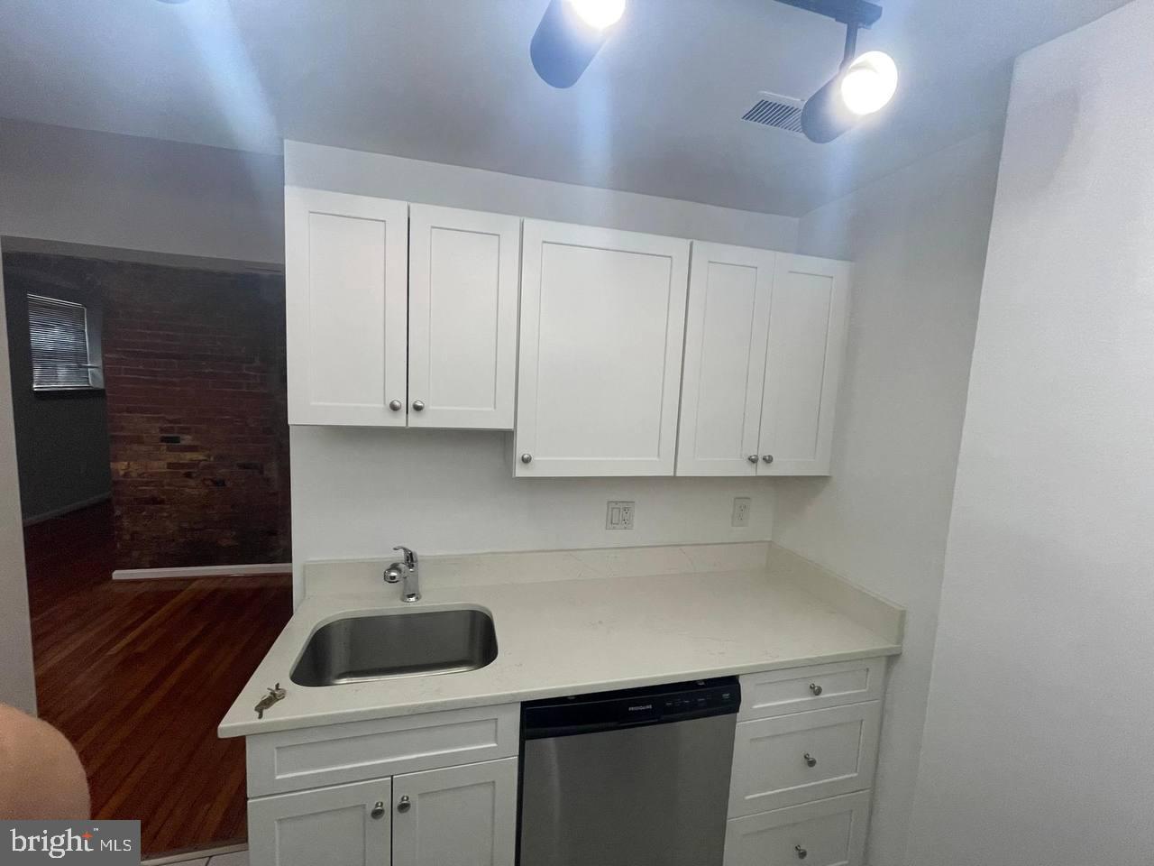 1303 P ST NW #2, WASHINGTON, District Of Columbia 20005, 2 Bedrooms Bedrooms, ,1 BathroomBathrooms,Residential,For sale,1303 P ST NW #2,DCDC2172242 MLS # DCDC2172242