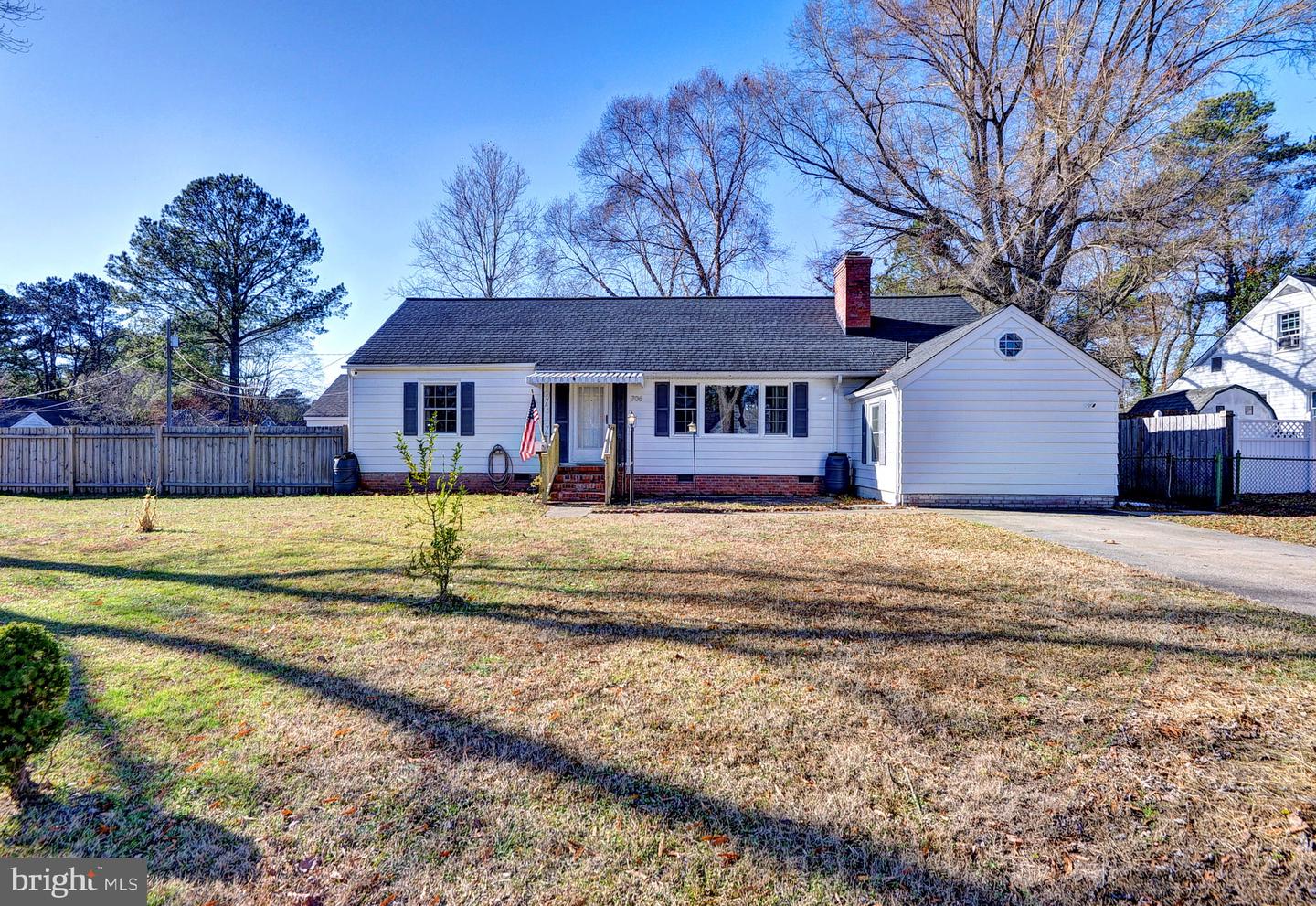 706 JACKSON DR, WILLIAMSBURG, Virginia 23185, 4 Bedrooms Bedrooms, 7 Rooms Rooms,2 BathroomsBathrooms,Residential,For sale,706 JACKSON DR,VAJC2000374 MLS # VAJC2000374