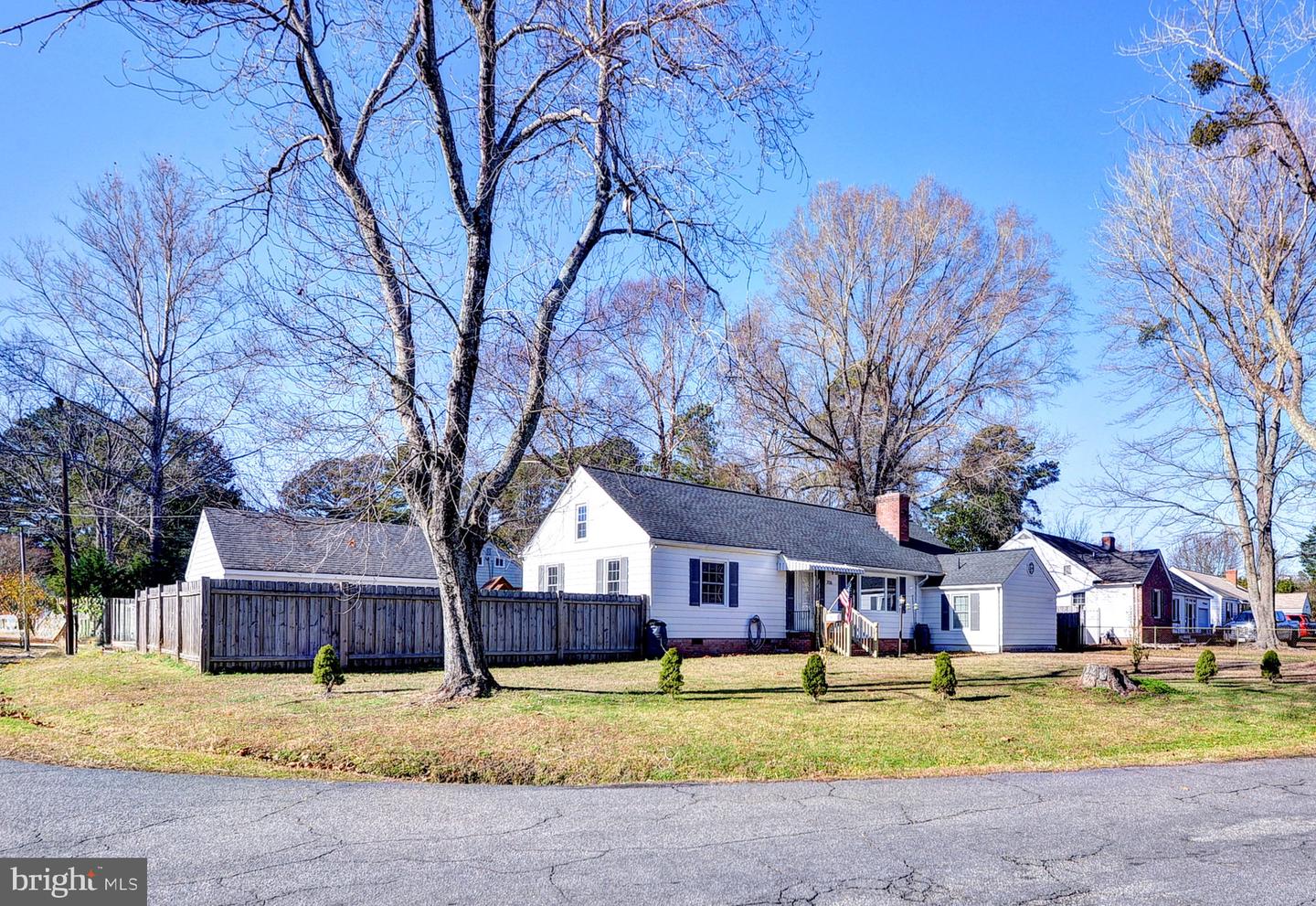 706 JACKSON DR, WILLIAMSBURG, Virginia 23185, 4 Bedrooms Bedrooms, 7 Rooms Rooms,2 BathroomsBathrooms,Residential,For sale,706 JACKSON DR,VAJC2000374 MLS # VAJC2000374