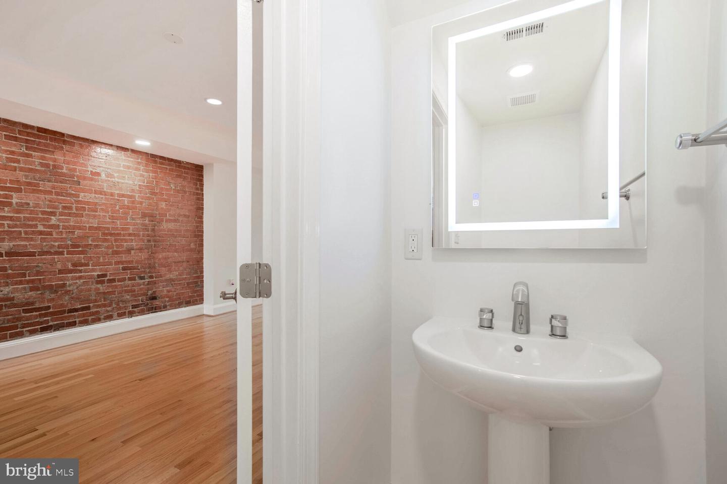 507 G ST NE, WASHINGTON, District Of Columbia 20002, 4 Bedrooms Bedrooms, ,3 BathroomsBathrooms,Residential,For sale,507 G ST NE,DCDC2172408 MLS # DCDC2172408