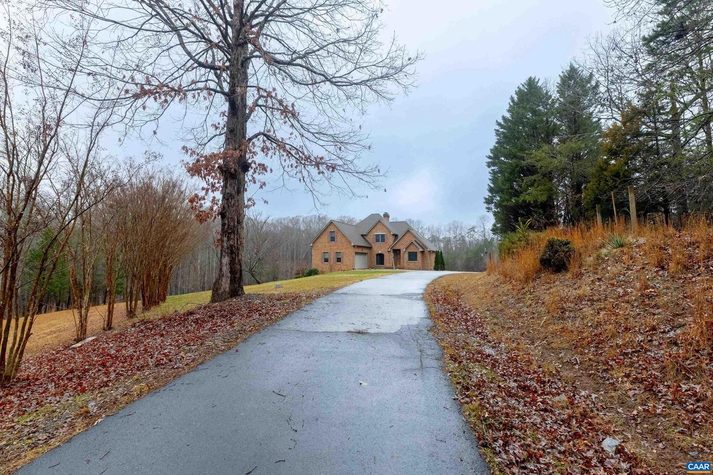 4654 ROARING RUN RD, GOODE, Virginia 24556, 5 Bedrooms Bedrooms, ,4 BathroomsBathrooms,Residential,For sale,4654 ROARING RUN RD,659594 MLS # 659594