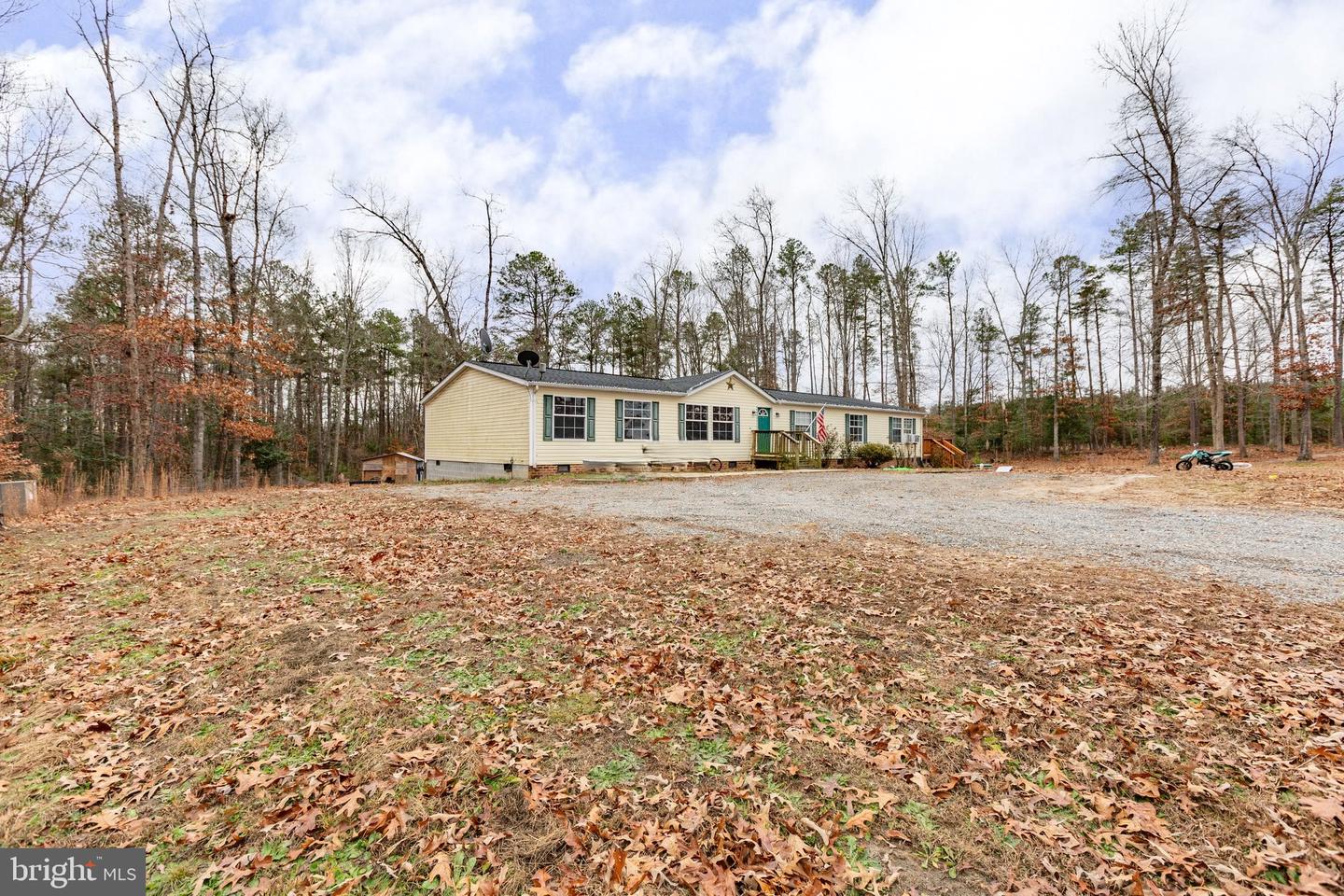 23531 SCHOOL HOUSE RD, RUTHER GLEN, Virginia 22546, 4 Bedrooms Bedrooms, ,2 BathroomsBathrooms,Residential,For sale,23531 SCHOOL HOUSE RD,VACV2007042 MLS # VACV2007042