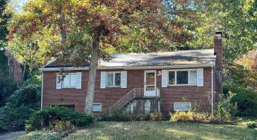 2352 N VERMONT ST, ARLINGTON, Virginia 22207, 3 Bedrooms Bedrooms, ,2 BathroomsBathrooms,Residential,For sale,2352 N VERMONT ST,VAAR2051672 MLS # VAAR2051672