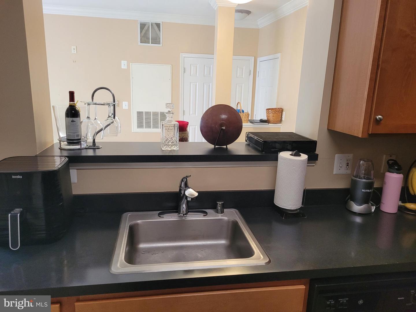 4850 EISENHOWER AVE #317, ALEXANDRIA, Virginia 22304, 2 Bedrooms Bedrooms, ,2 BathroomsBathrooms,Residential,For sale,4850 EISENHOWER AVE #317,VAAX2034278 MLS # VAAX2034278