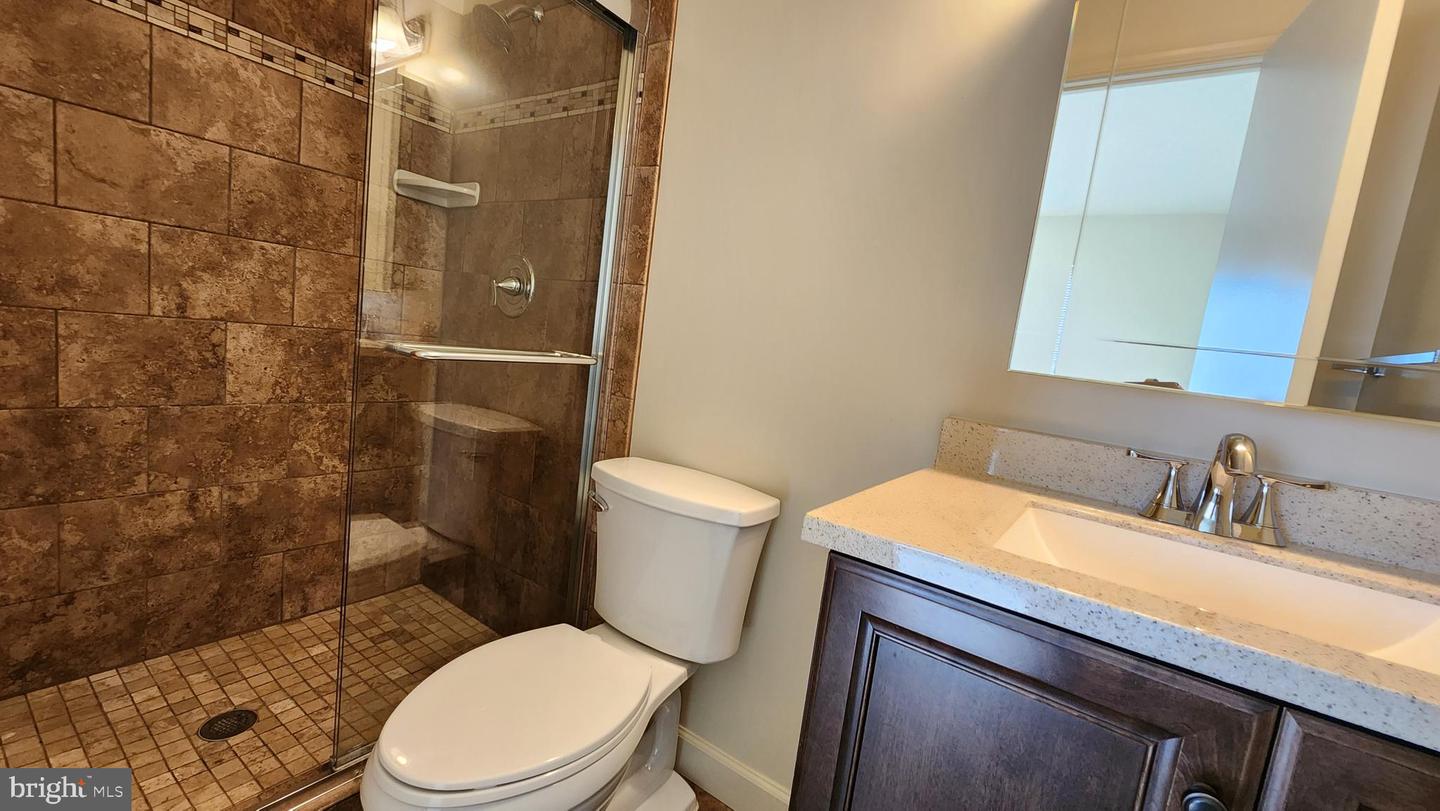 2022 6TH ST S, ARLINGTON, Virginia 22204, 2 Bedrooms Bedrooms, ,3 BathroomsBathrooms,Residential,For sale,2022 6TH ST S,VAAR2049006 MLS # VAAR2049006