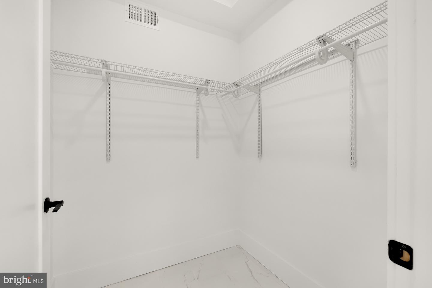 1006 FLORIDA AVE NE #PH1, WASHINGTON, District Of Columbia 20002, 2 Bedrooms Bedrooms, ,2 BathroomsBathrooms,Residential,For sale,1006 FLORIDA AVE NE #PH1,DCDC2172382 MLS # DCDC2172382