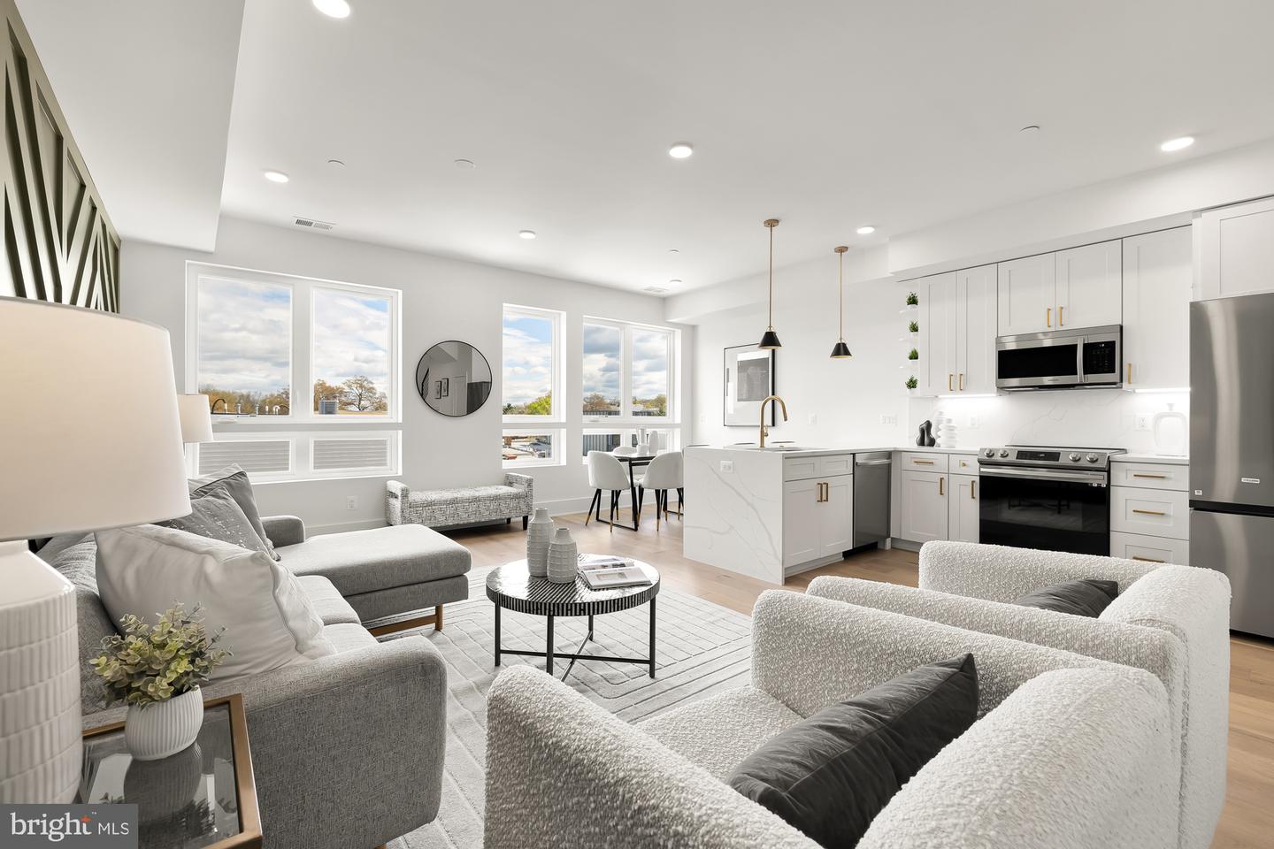 1006 FLORIDA AVE NE #PH1, WASHINGTON, District Of Columbia 20002, 2 Bedrooms Bedrooms, ,2 BathroomsBathrooms,Residential,For sale,1006 FLORIDA AVE NE #PH1,DCDC2172382 MLS # DCDC2172382