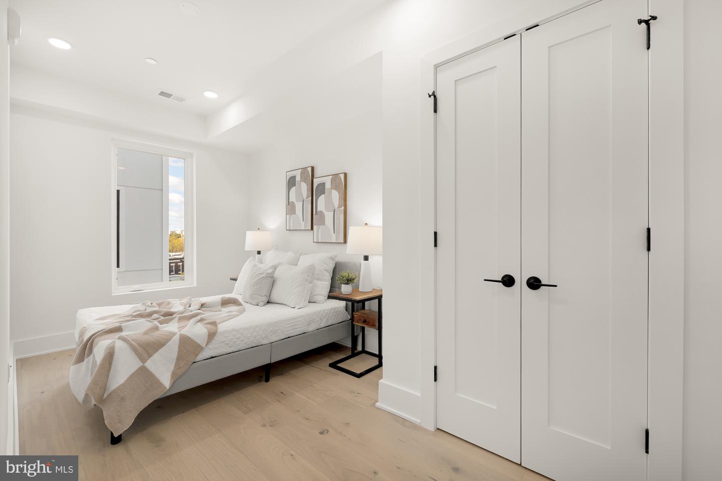 1006 FLORIDA AVE NE #PH1, WASHINGTON, District Of Columbia 20002, 2 Bedrooms Bedrooms, ,2 BathroomsBathrooms,Residential,For sale,1006 FLORIDA AVE NE #PH1,DCDC2172382 MLS # DCDC2172382
