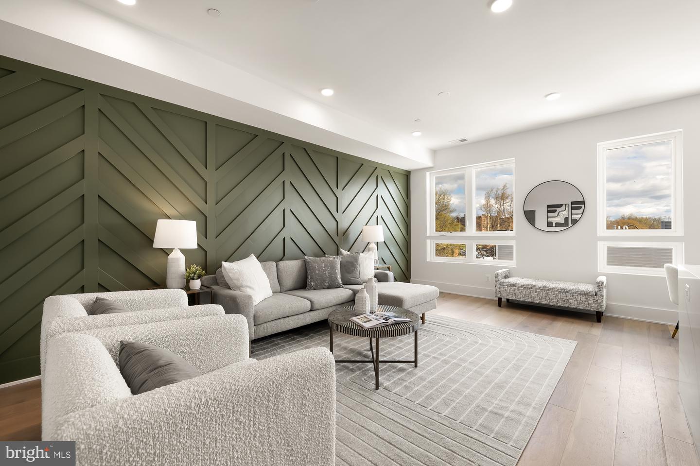 1006 FLORIDA AVE NE #PH1, WASHINGTON, District Of Columbia 20002, 2 Bedrooms Bedrooms, ,2 BathroomsBathrooms,Residential,For sale,1006 FLORIDA AVE NE #PH1,DCDC2172382 MLS # DCDC2172382