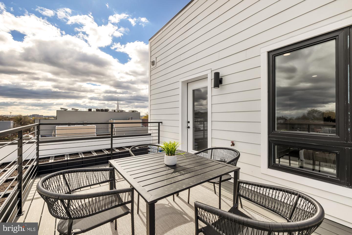 1006 FLORIDA AVE NE #PH1, WASHINGTON, District Of Columbia 20002, 2 Bedrooms Bedrooms, ,2 BathroomsBathrooms,Residential,For sale,1006 FLORIDA AVE NE #PH1,DCDC2172382 MLS # DCDC2172382