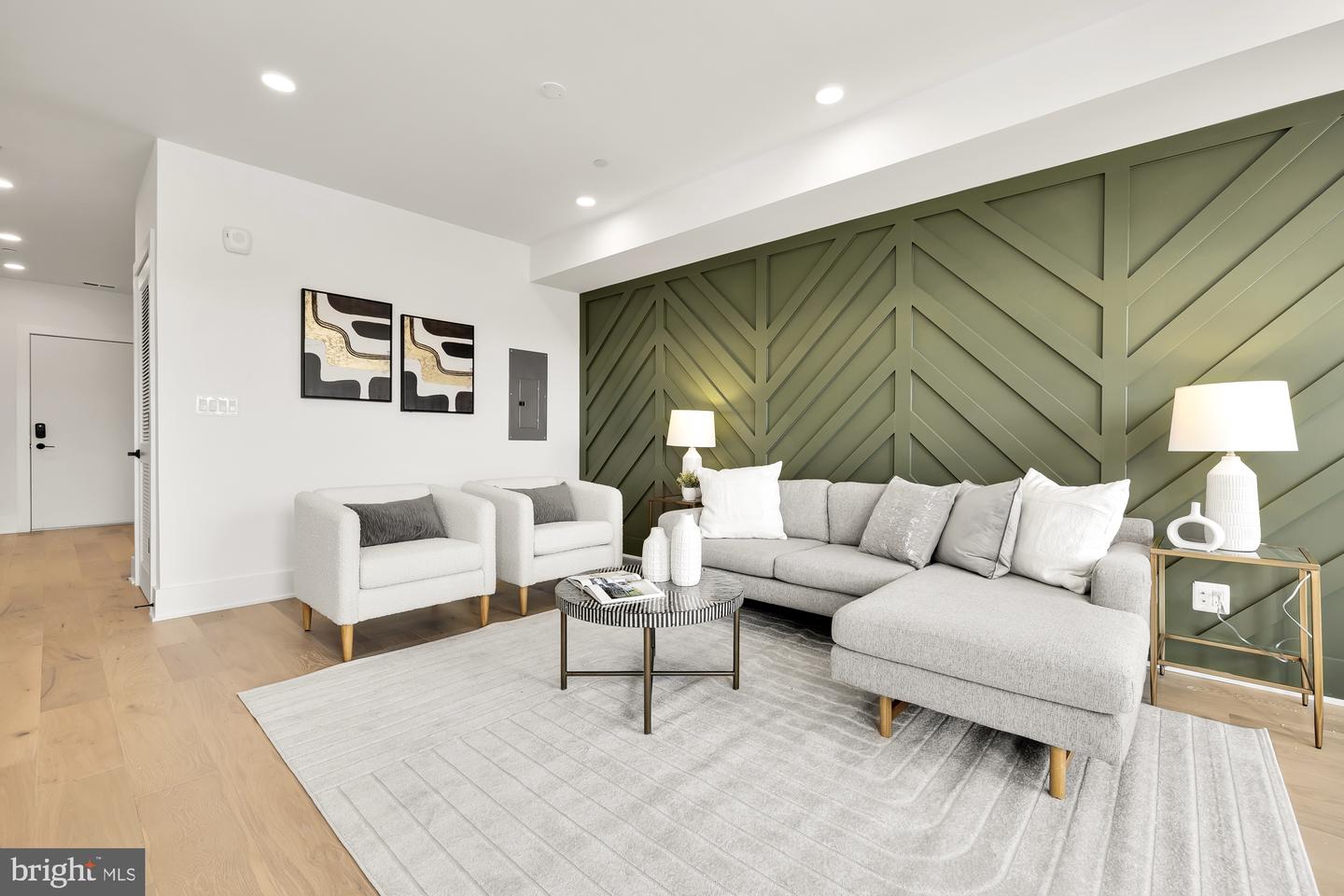 1006 FLORIDA AVE NE #PH1, WASHINGTON, District Of Columbia 20002, 2 Bedrooms Bedrooms, ,2 BathroomsBathrooms,Residential,For sale,1006 FLORIDA AVE NE #PH1,DCDC2172382 MLS # DCDC2172382