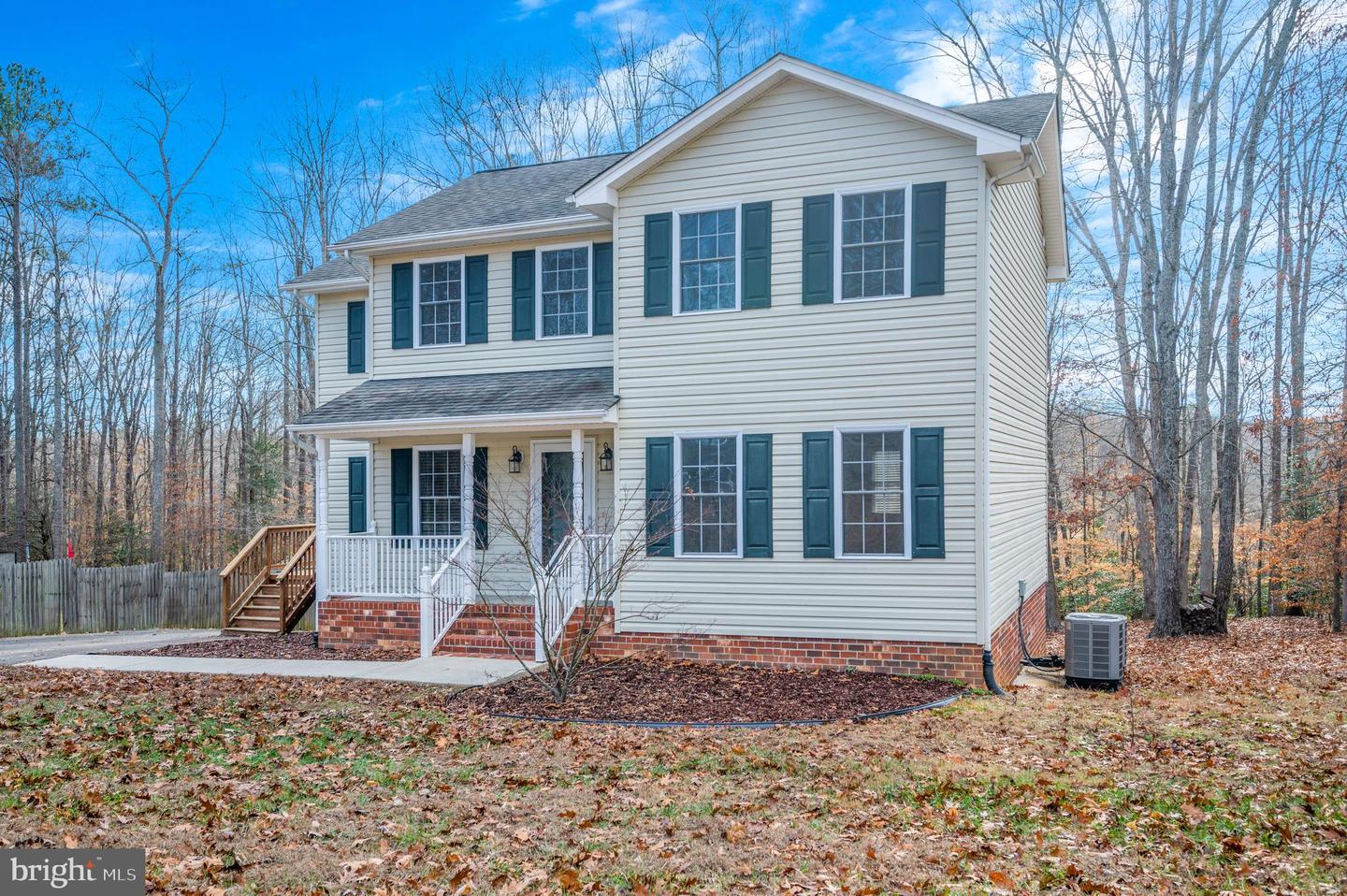 851 CAMPERS LN, RUTHER GLEN, Virginia 22546, 5 Bedrooms Bedrooms, ,3 BathroomsBathrooms,Residential,For sale,851 CAMPERS LN,VACV2007282 MLS # VACV2007282