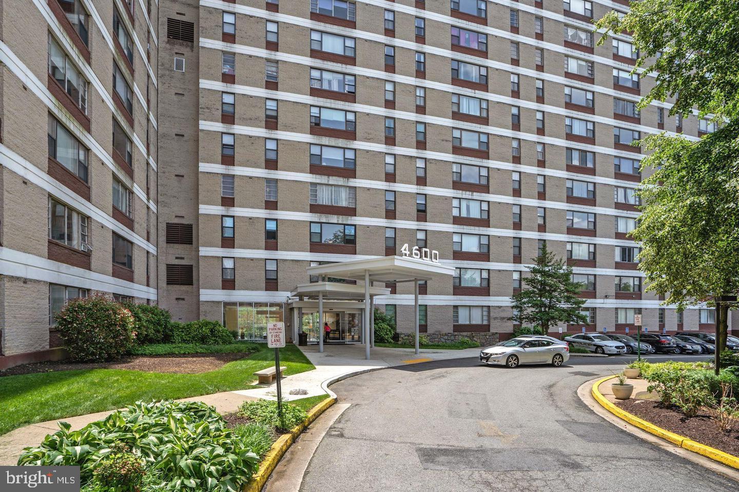 4600 DUKE ST #630, ALEXANDRIA, Virginia 22304, 1 Bedroom Bedrooms, ,1 BathroomBathrooms,Residential,For sale,4600 DUKE ST #630,VAAX2040268 MLS # VAAX2040268